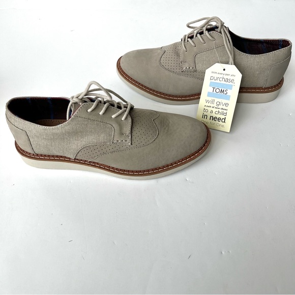 NEW IN BOX Toms Men’s Brogue Leather Shoes in Taupe 8M - Picture 8 of 15